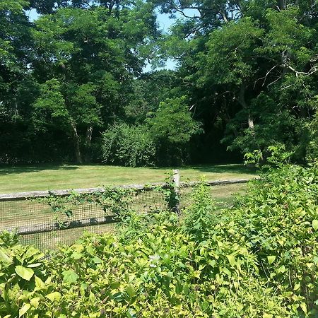 Enclave Inn Bridgehampton Bagian luar foto